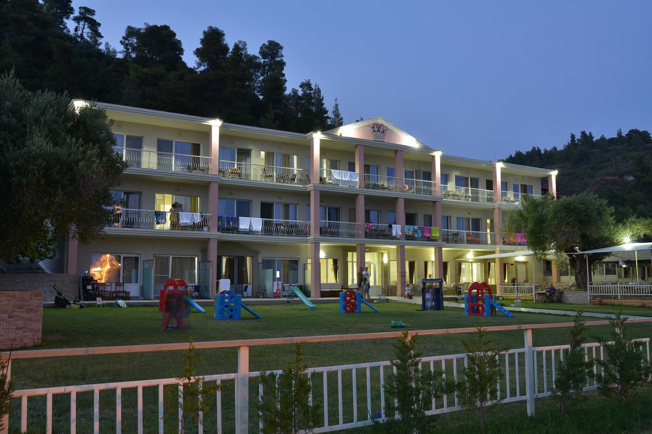 Crown Hotel Nea Skioni Exterior photo